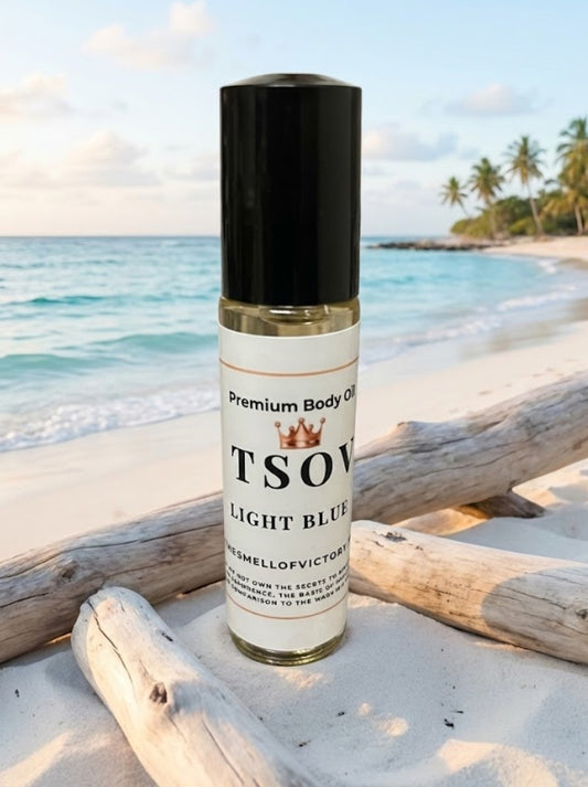 Compare to the aroma of Dolce & Gabanna Light Blue (M)