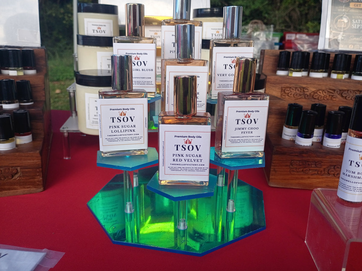 Compare to the aroma of COACH Dreams (W)